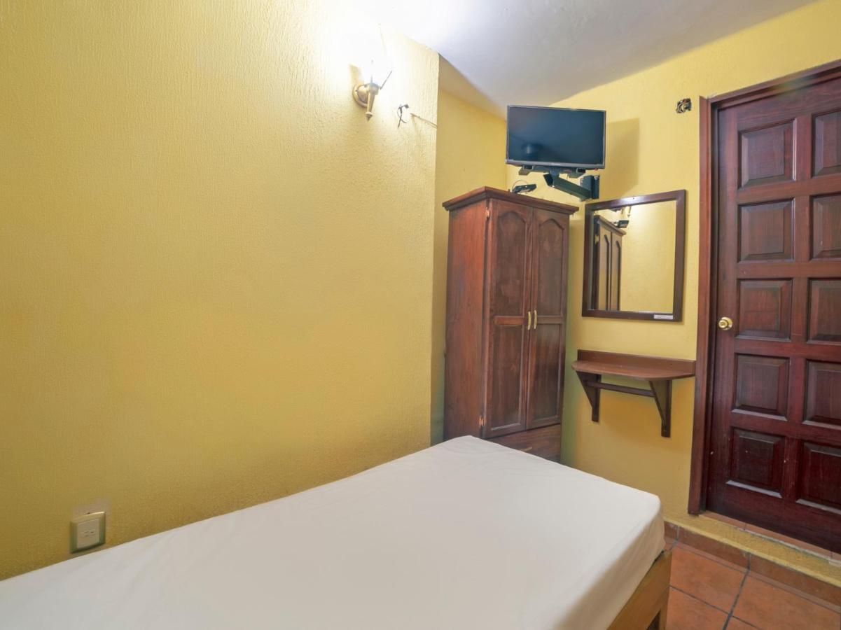 San Agustin Hotel Морелия Екстериор снимка